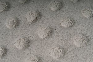 data/Coral fleece/Minky/minky_fleece_stribrna_detail_www.sijemedoma.cz.jpg