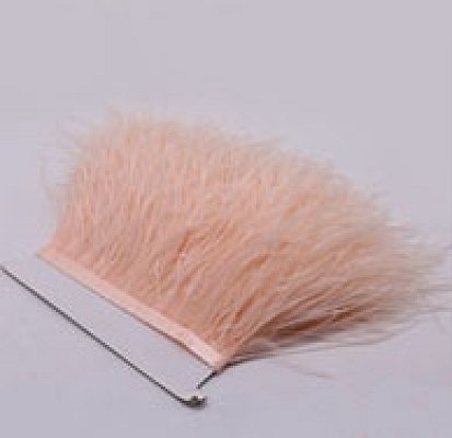 Prýmek z pštrosího peří 8-10 cm, pleťová