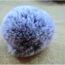 Bambule, bambulka z kožešiny purpurový melír 8 cm