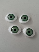Hračkárske oči, lepidlo 12 mm, zelená dúhovka, čierna bábika