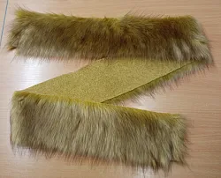 Pruh 10 cm x 150 cm - kožešina dlouhý vlas 50mm, zlatobéžová melír 