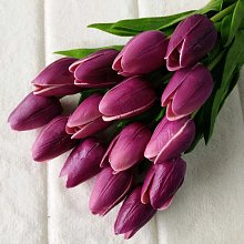 Tulipán, textilná dekorácia, bordový kvet