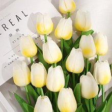 Tulipán, textilná dekorácia, biely kvet so žltou