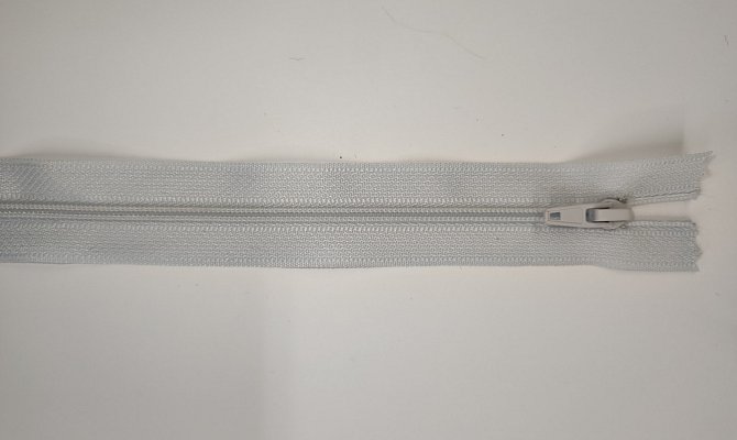 Zip spirálový, nedělitelný, 3mm, 20cm délka, bleděmodrý
