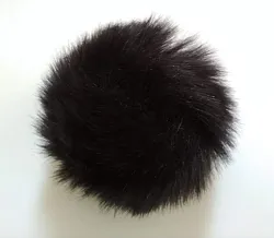 Bambuľka, kožušinová bambuľka čierna 8 cm