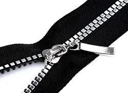 Zip kostěný, NEdělitelný, černý, 5mm, 18cm délka, stříbrná kostka